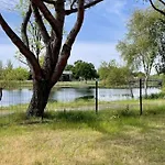 Chuck Location 아파트 우르탱