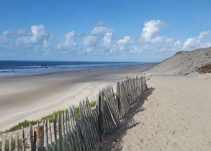 Chuck Location * Hourtin